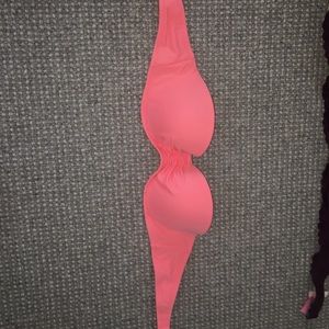 Coral bandeau bikini!